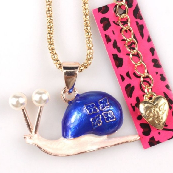 Betsey Johnson Jewelry - Betsey Johnson Enamel Blue Snail Necklace